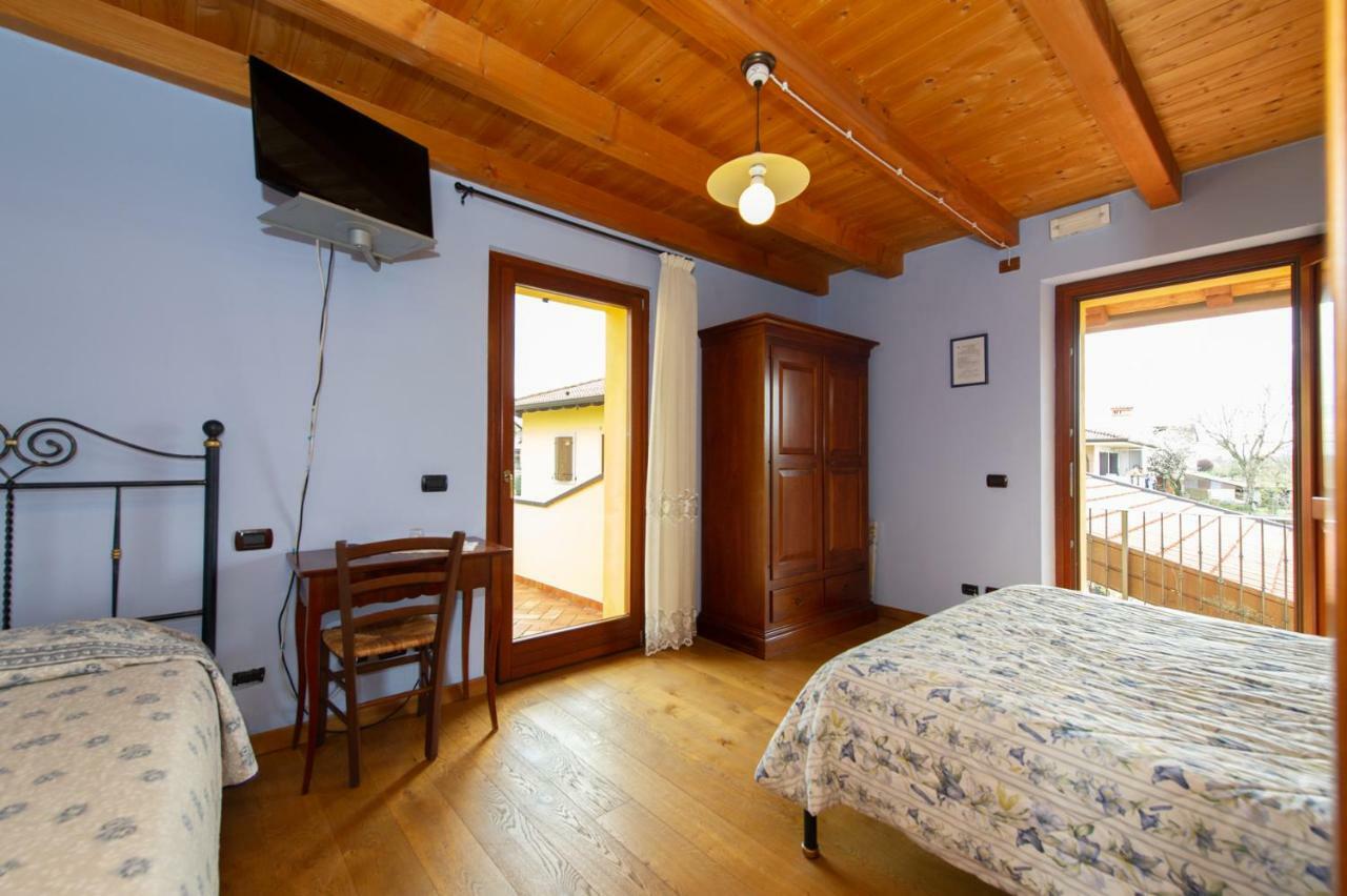 Agriturismo Lis Rosis Medea Eksteriør billede